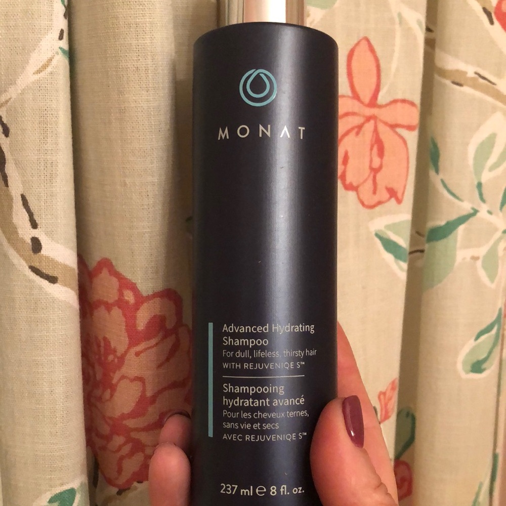 Monat advanced hydrating shampoo